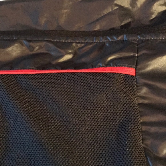 Ferrari bomber jacket puma black shiny crest on sleeve  EUC - Picture 10 of 11